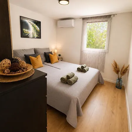Lejlighed Peaceful Garden Hideaway